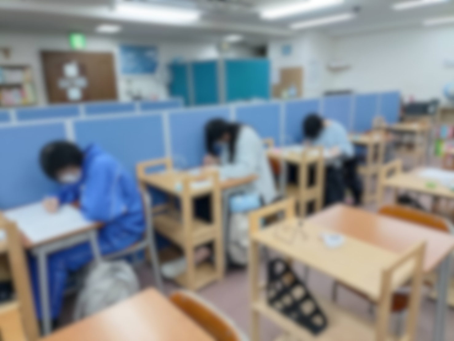 学習塾ベストワン 新中3生 新教研テストの様子